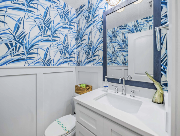 Walk Onto The Beach From This Anna Maria Island Condo
